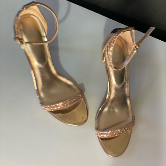 Rose gold heels - Picture 8 of 8